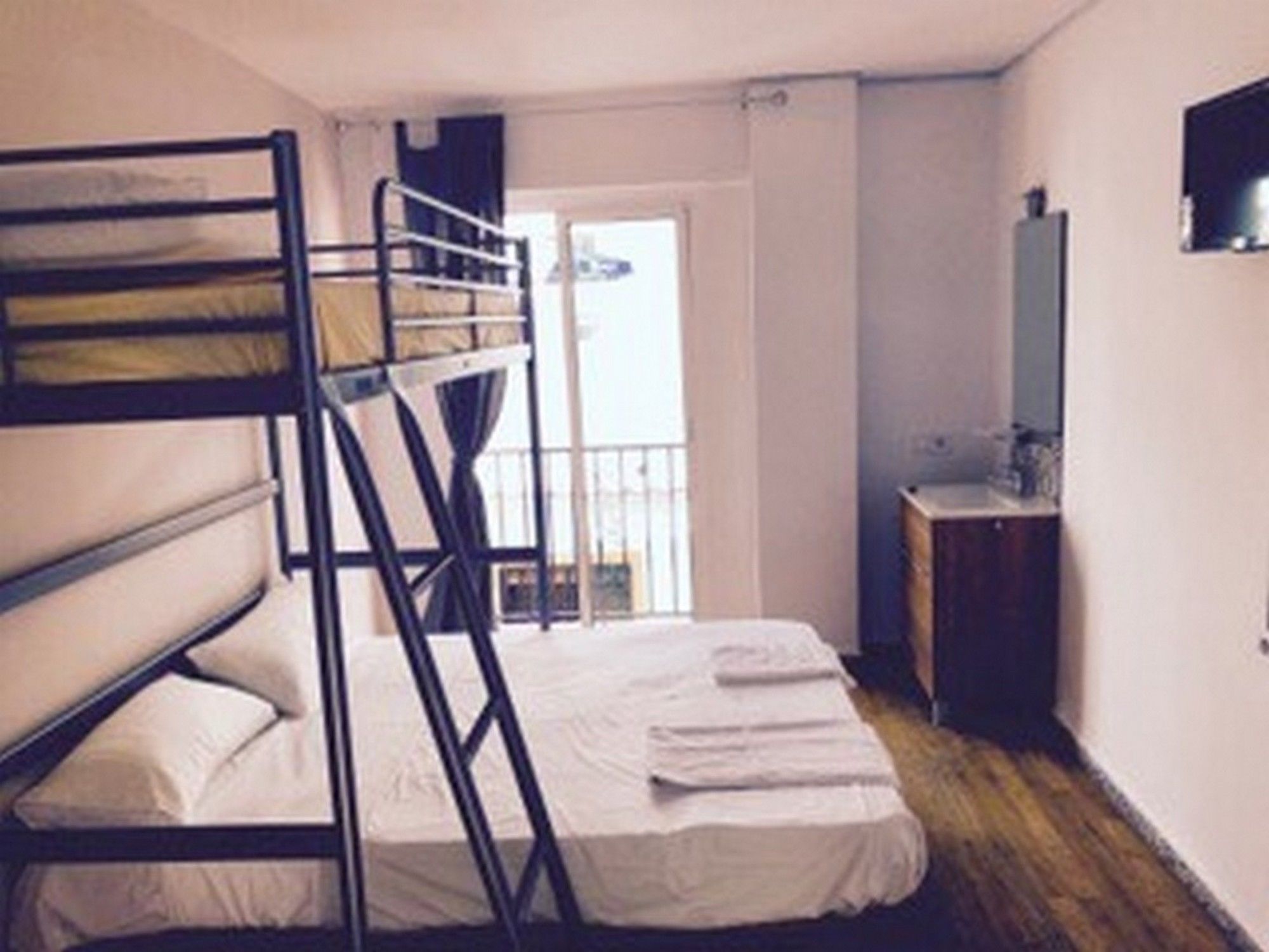 Фото Hostel Bohemia