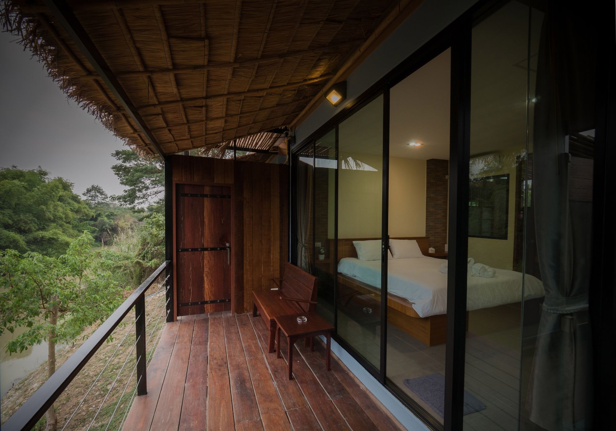 Фото Maithong Riverside