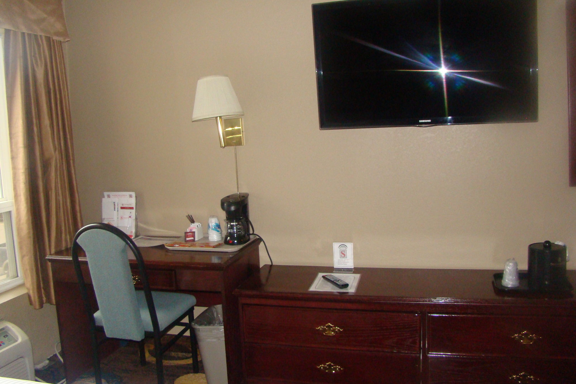 Фото Stonebridge Hotel