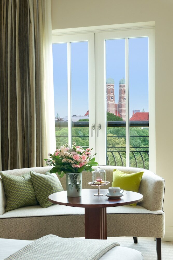 Фото Rocco Forte The Charles Hotel