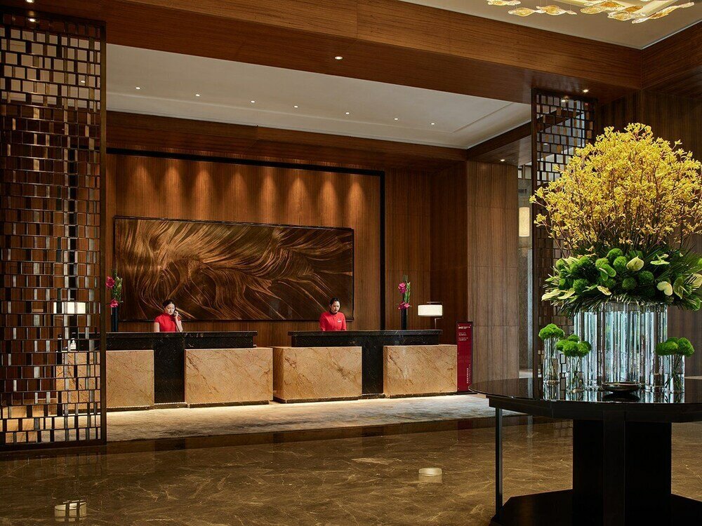 Фото Hualuxe Ningbo Harbor City, an Ihg Hotel