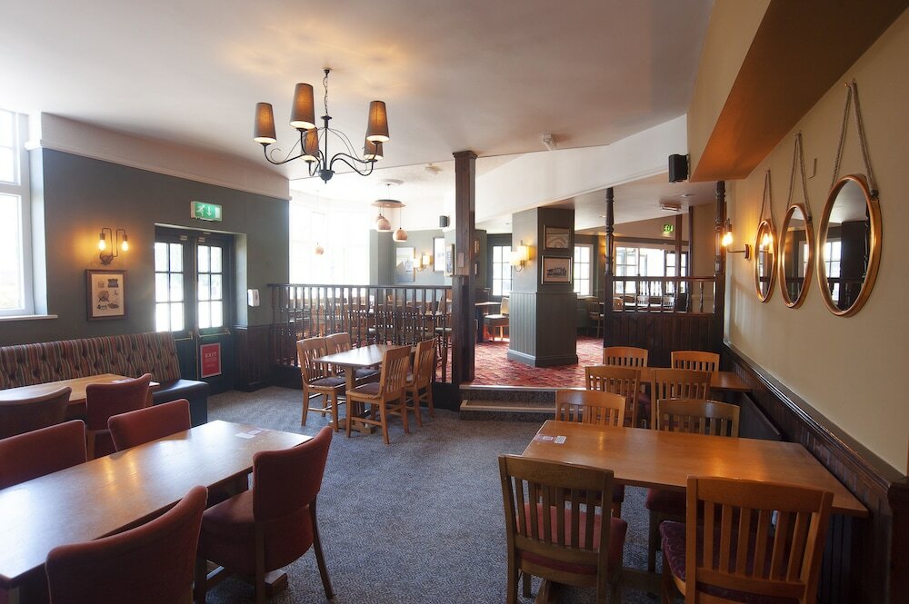 Фото Shah of Persia, Poole by Marston's Inns