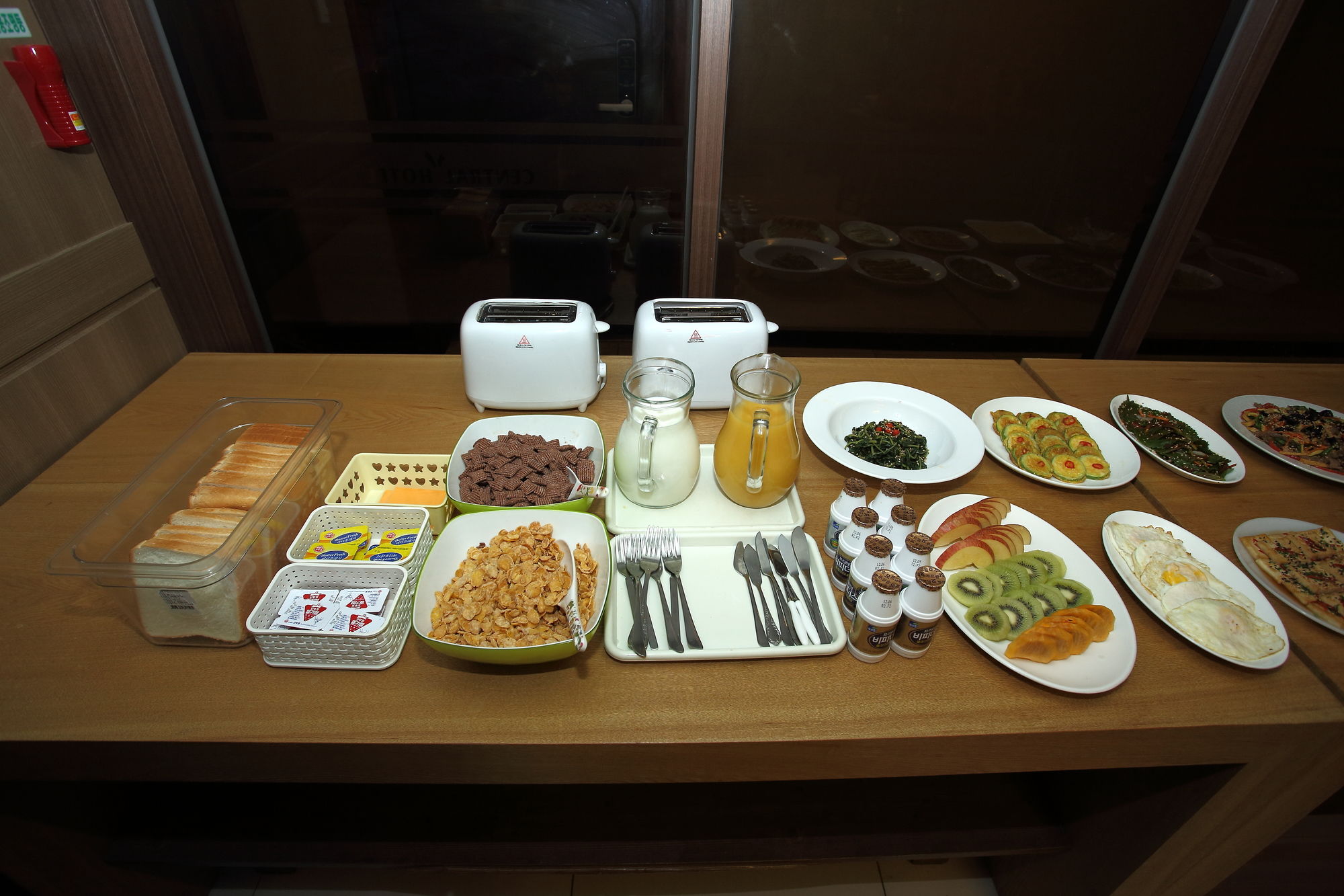 Фото Central Hotel