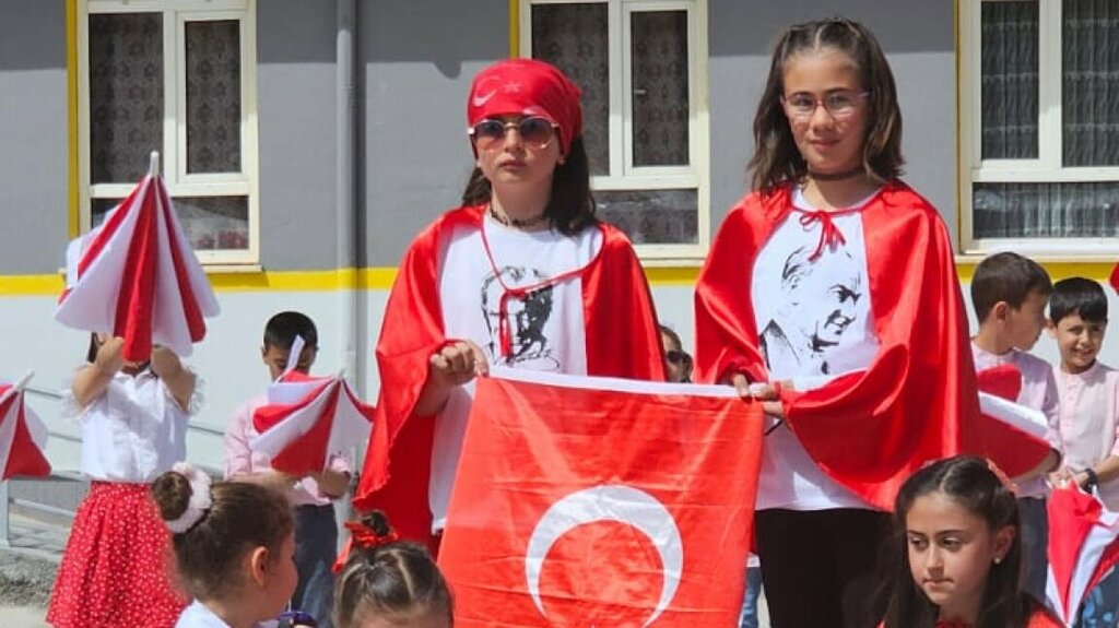 Primary school Hoca Ahmet Yesevi Primary School, Kadinhani, photo