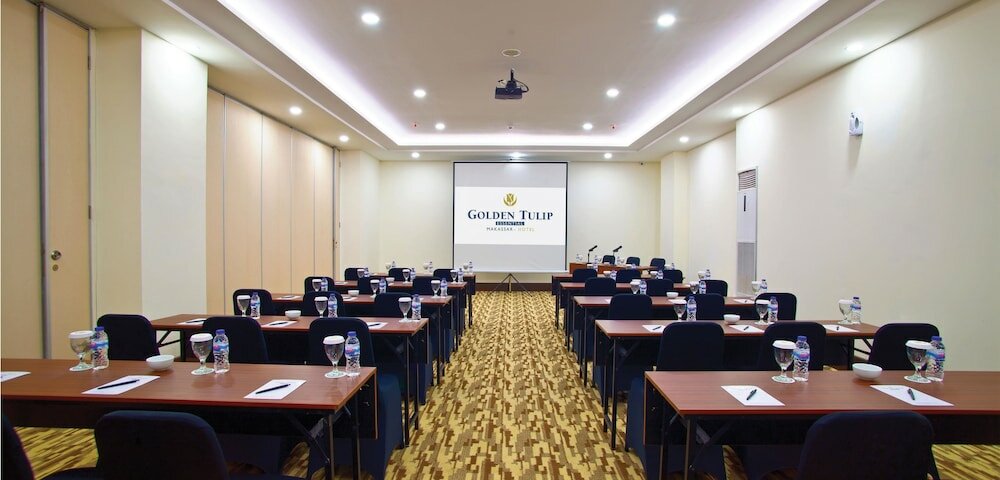 Фото Golden Tulip Essential Makassar