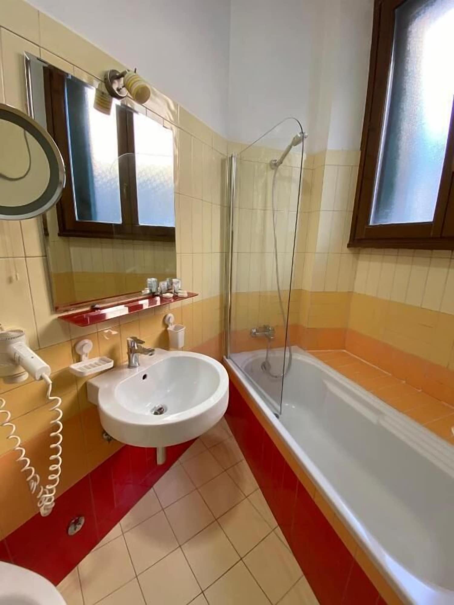 Фото Gulliver's Lodge