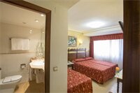 Фото Hotel Reyes Catolicos