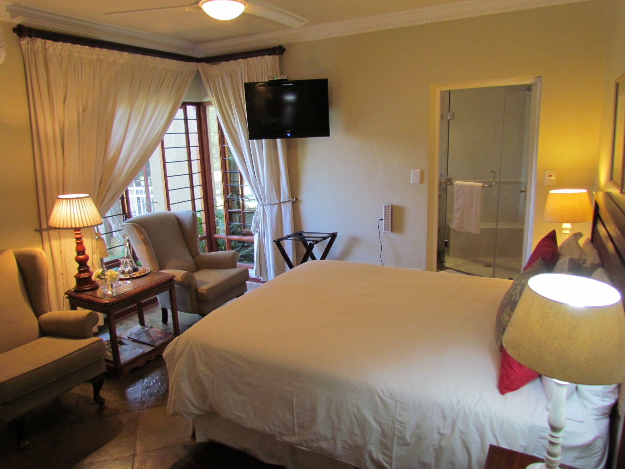 Фото Matumi Golf Lodge