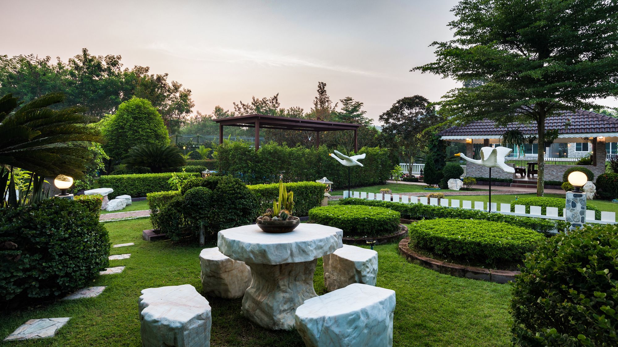 Фото Rai Fahpratan Home and Garden