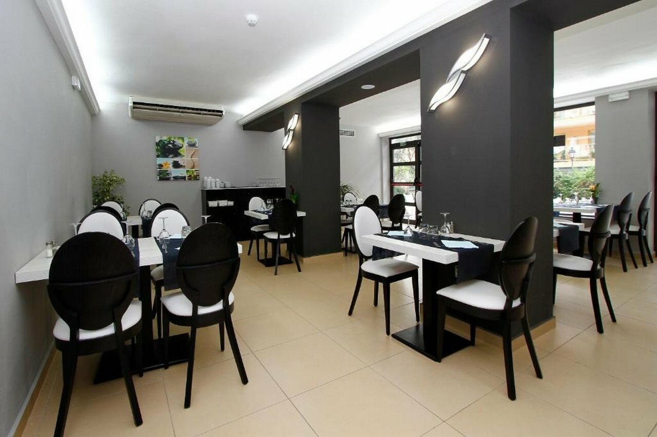 Фото Summer Hotel