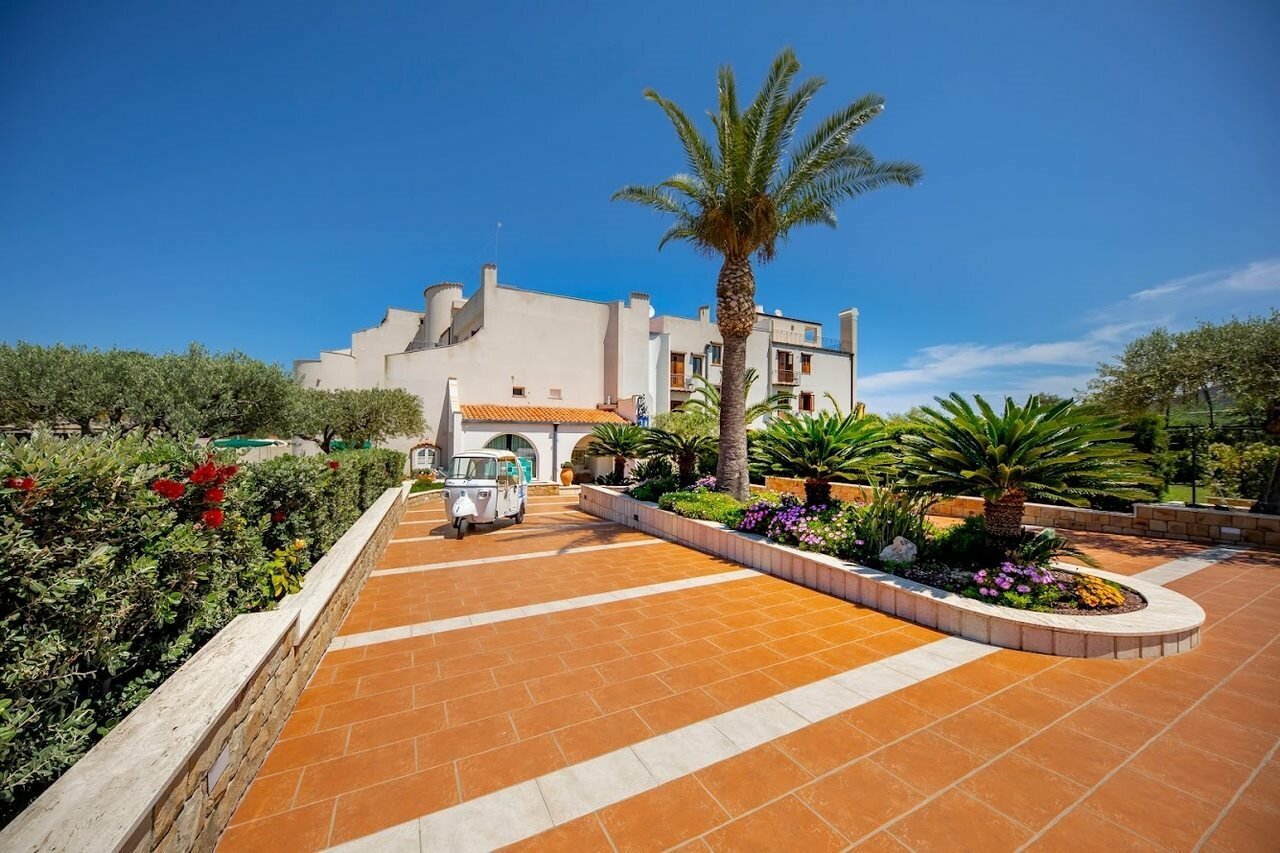 Фото Hotel Baia Del Capitano