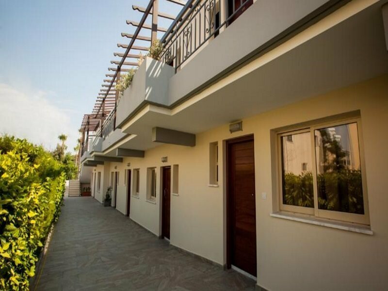 Фото Crystallo Apartments