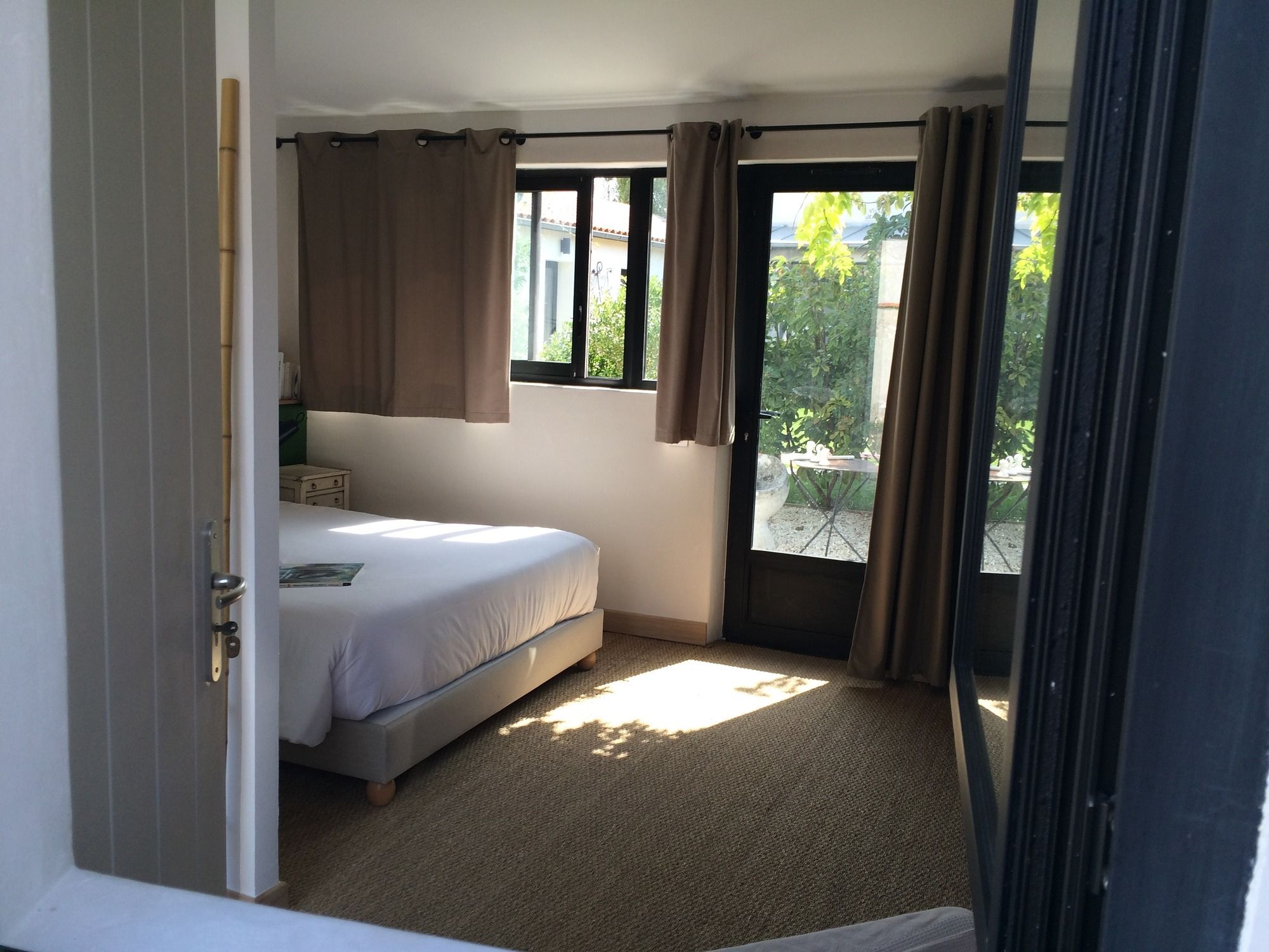 Фото Accostage Hotel