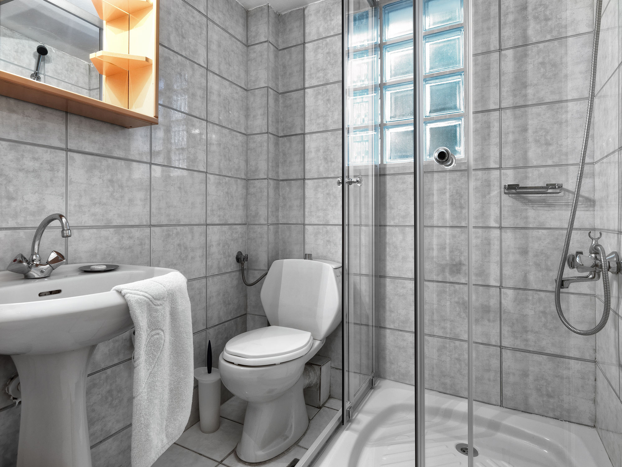 Фото Elia Apartments