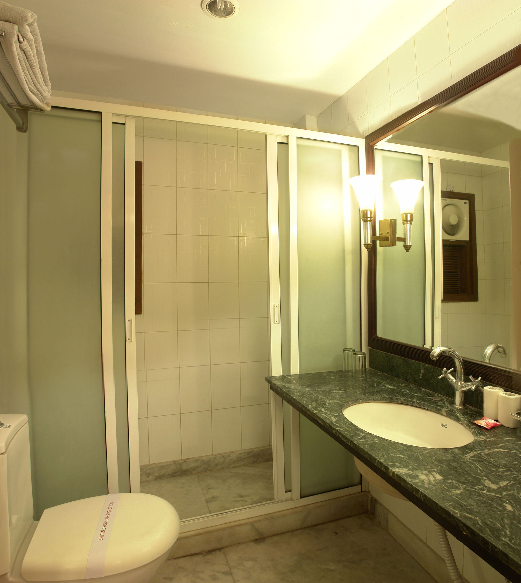 Фото Hotel Hari Piorko
