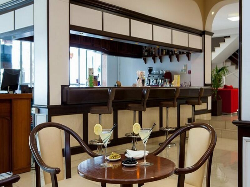 Фото Aparthotel Los Dragos del Sur