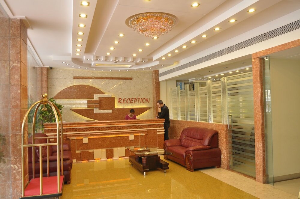 Фото отеля 2