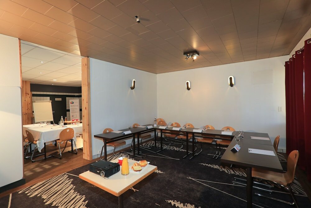 Фото Ibis Aurillac