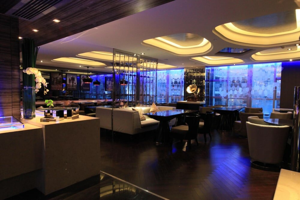 Фото Modern Classic Hotel