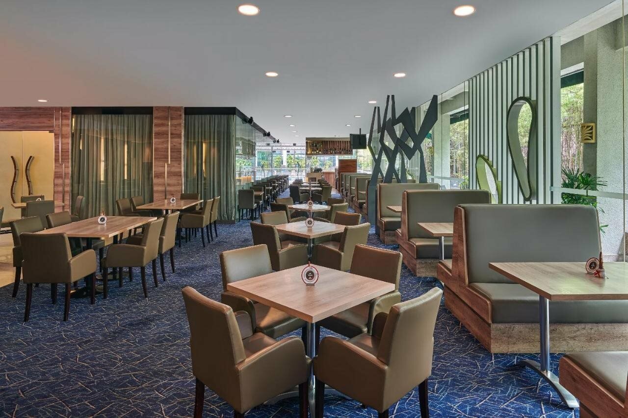 Фото The Boulevard - A St Giles Hotel