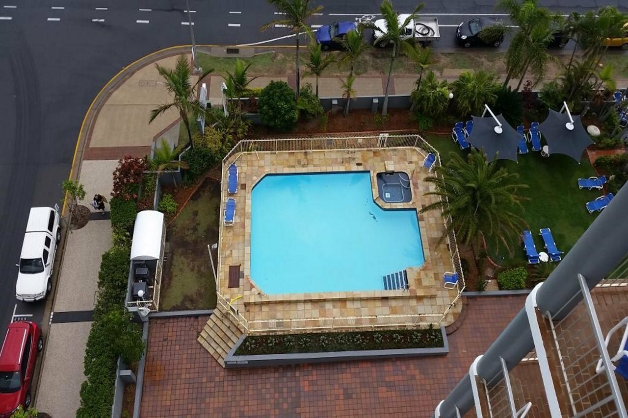 Фото Sandpiper Apartments