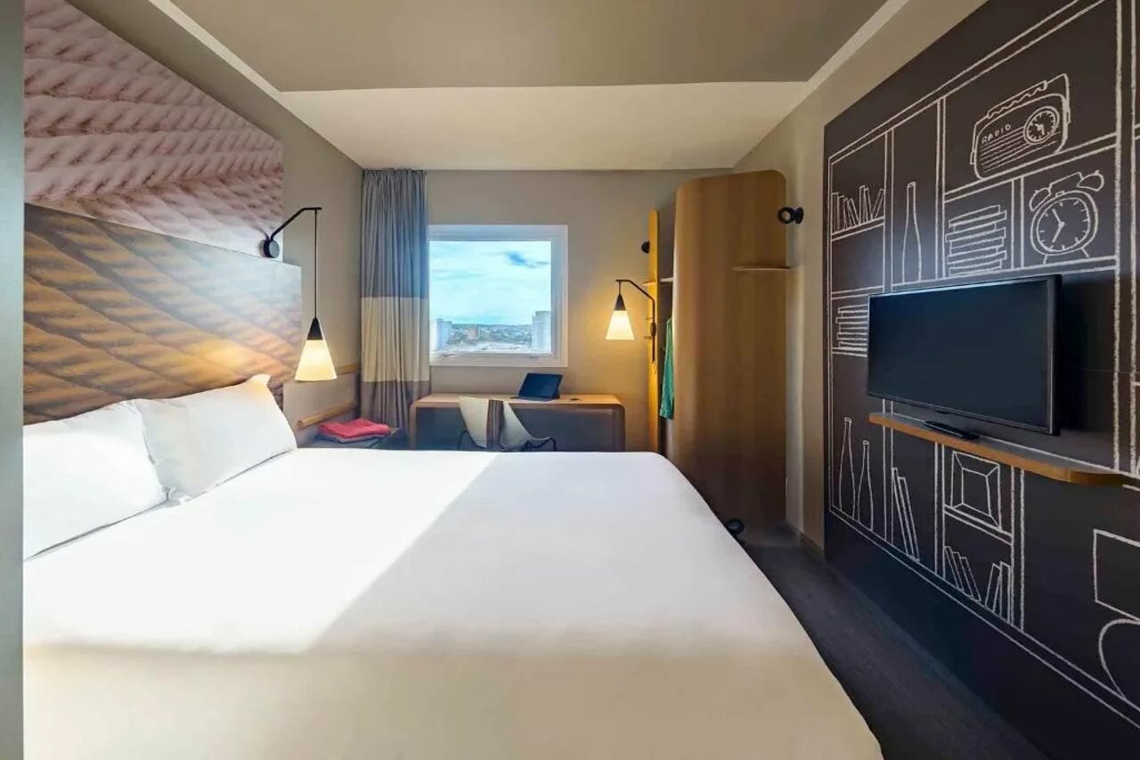 Фото Ibis Jacarei