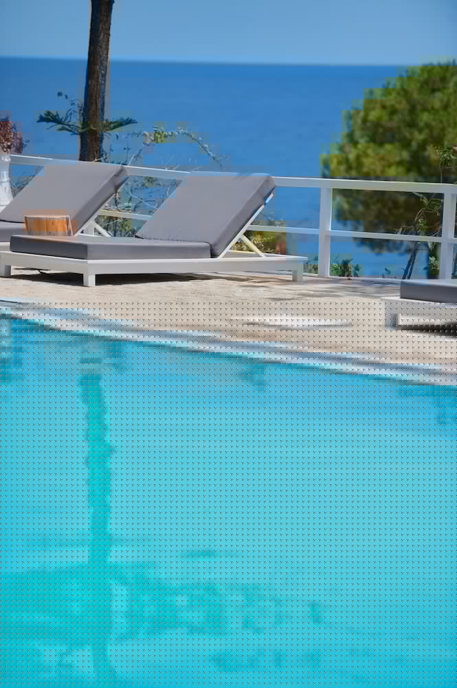 Фото Akra Morea Hotel & Residences