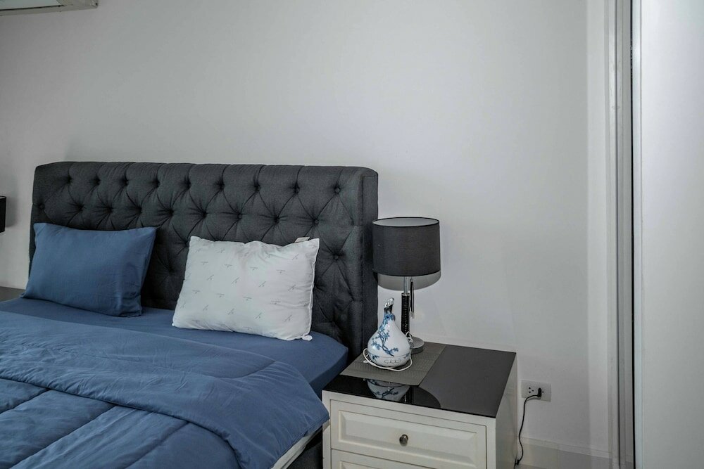 Фото One Tower apartments by Apartwell