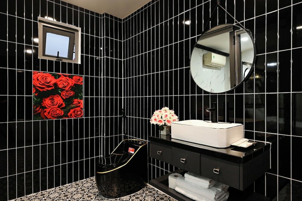 Фото Red Sun Airport Saigon Hotel