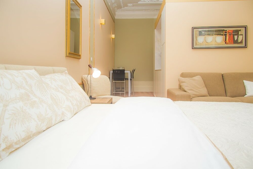 Фото Liiiving in Porto - Art & Heart Studio