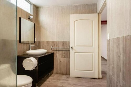 Гостиница Hotel Halley в Леоне