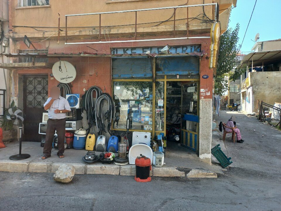 Electronic goods store Guven Electric, Izmir, photo