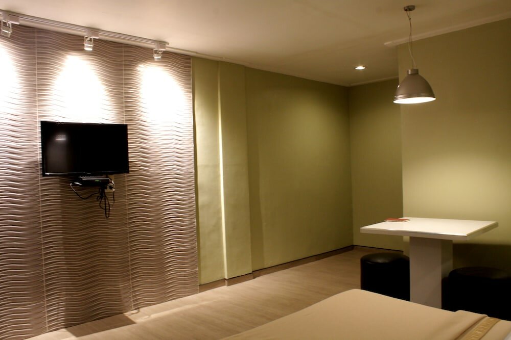 Фото New Winston Hotel