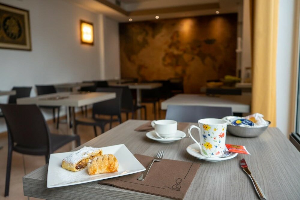 Фото Hotel Garnì Villa Fontana