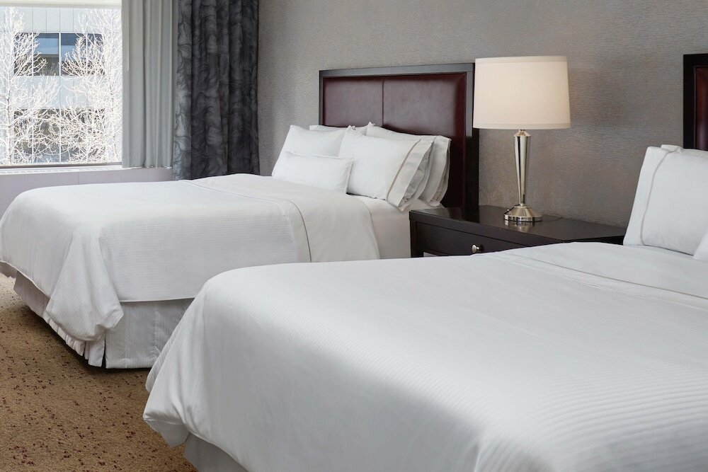 Фото The Westin Calgary