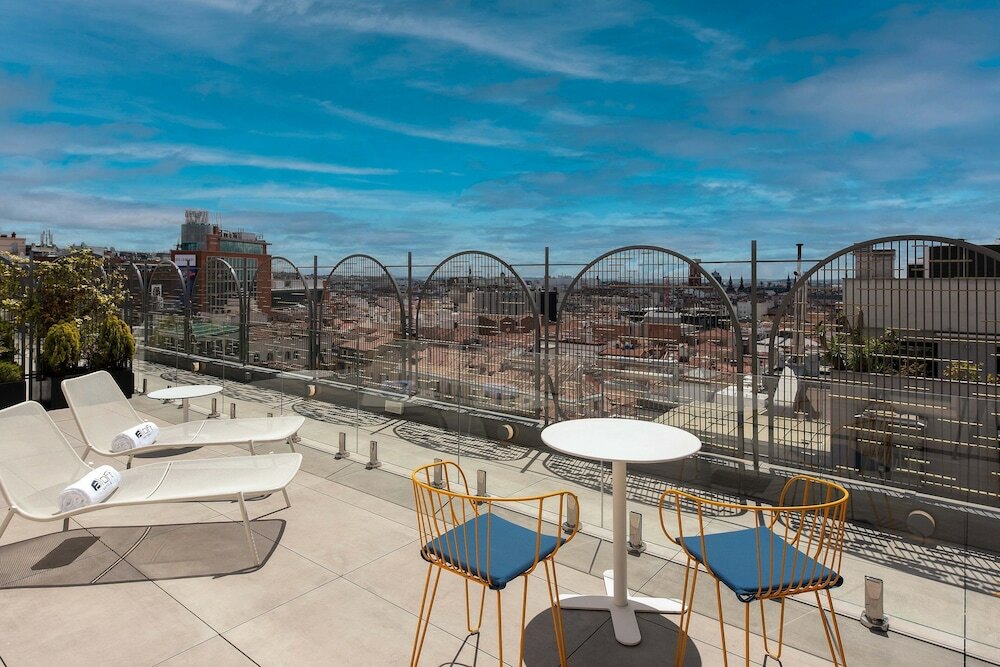 Фото Aloft Madrid Gran VIA