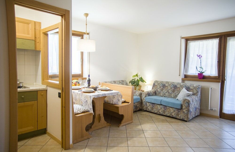 Фото Aparthotel Majestic