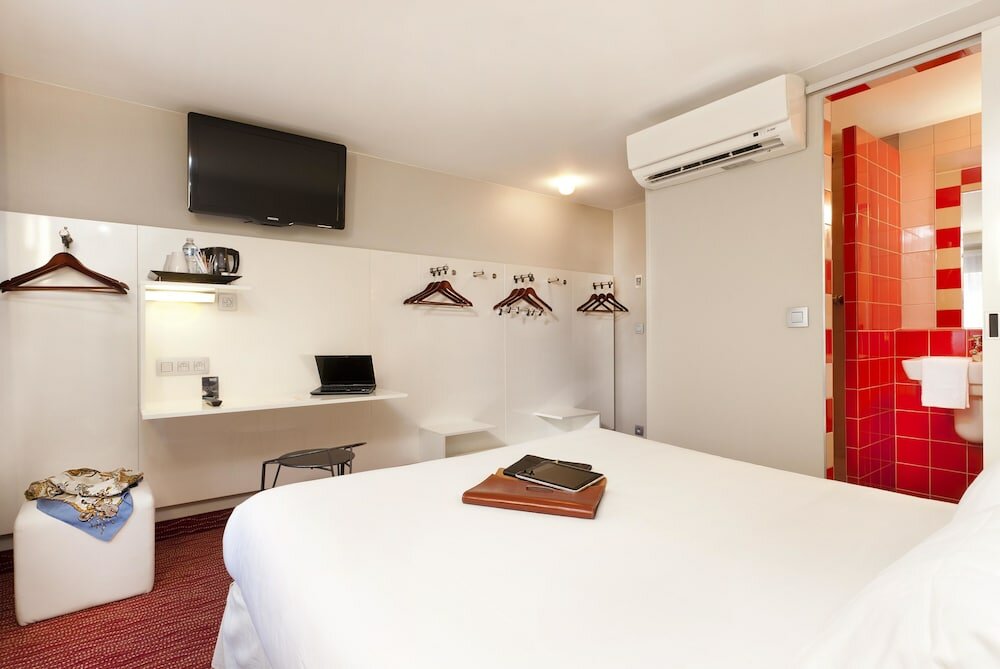 Фото Libertel Gare Du Nord Suède