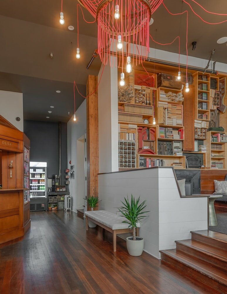 Фото Selina Commodore Astoria