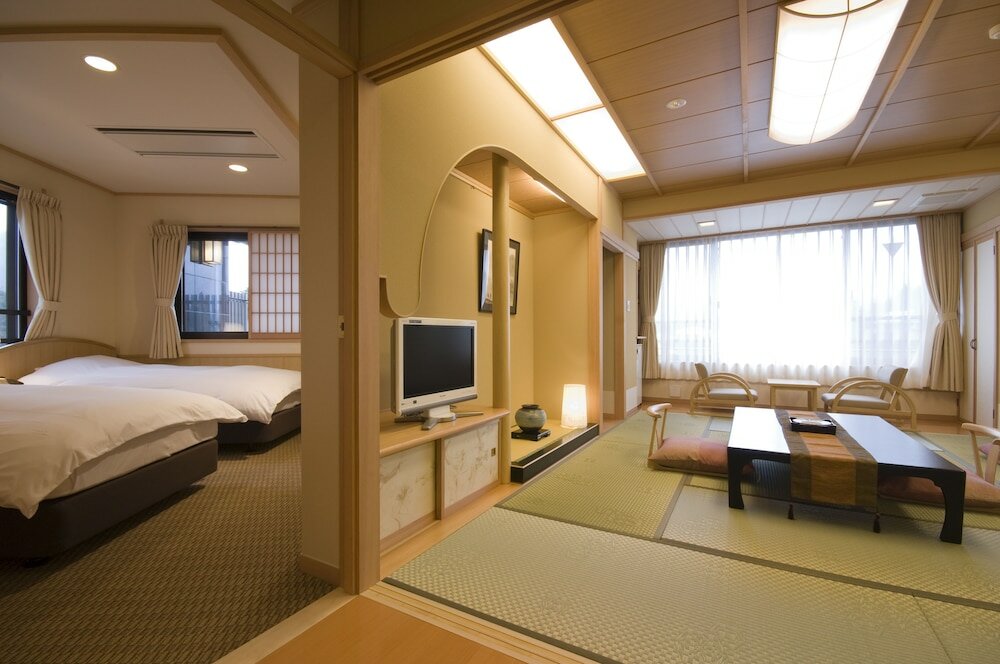 Фото Ooike Hotel