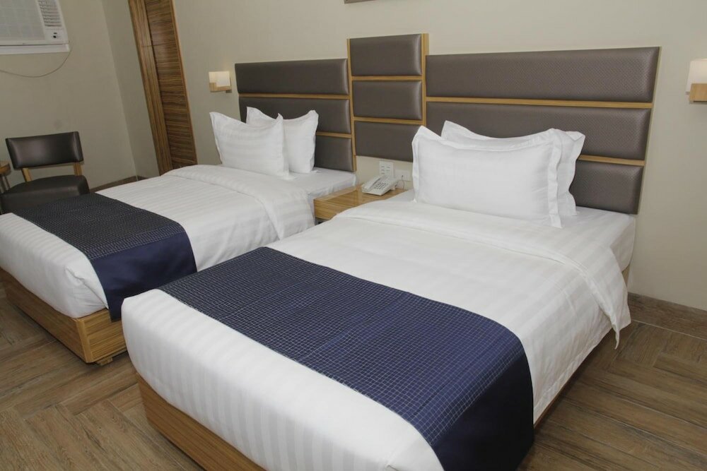 Фото Sun Star Grand Hotel