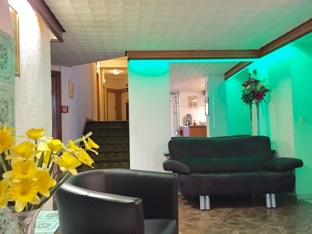 Фото Hotel Kull von Schmidsfelden