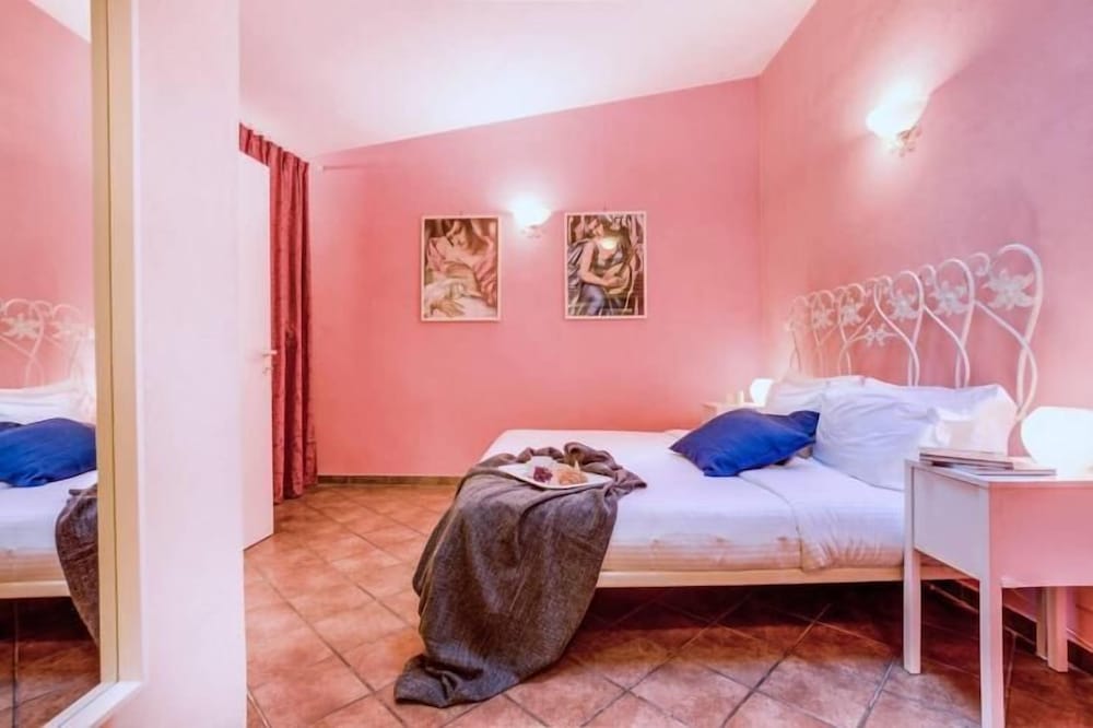 Фото Lovely Studio in Trastevere