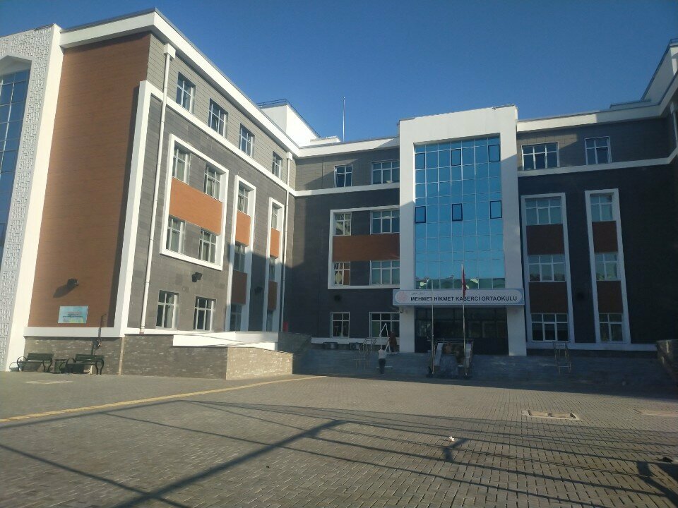 School Mehmet-Hikmet Kaserci Middle School, Izmir, photo