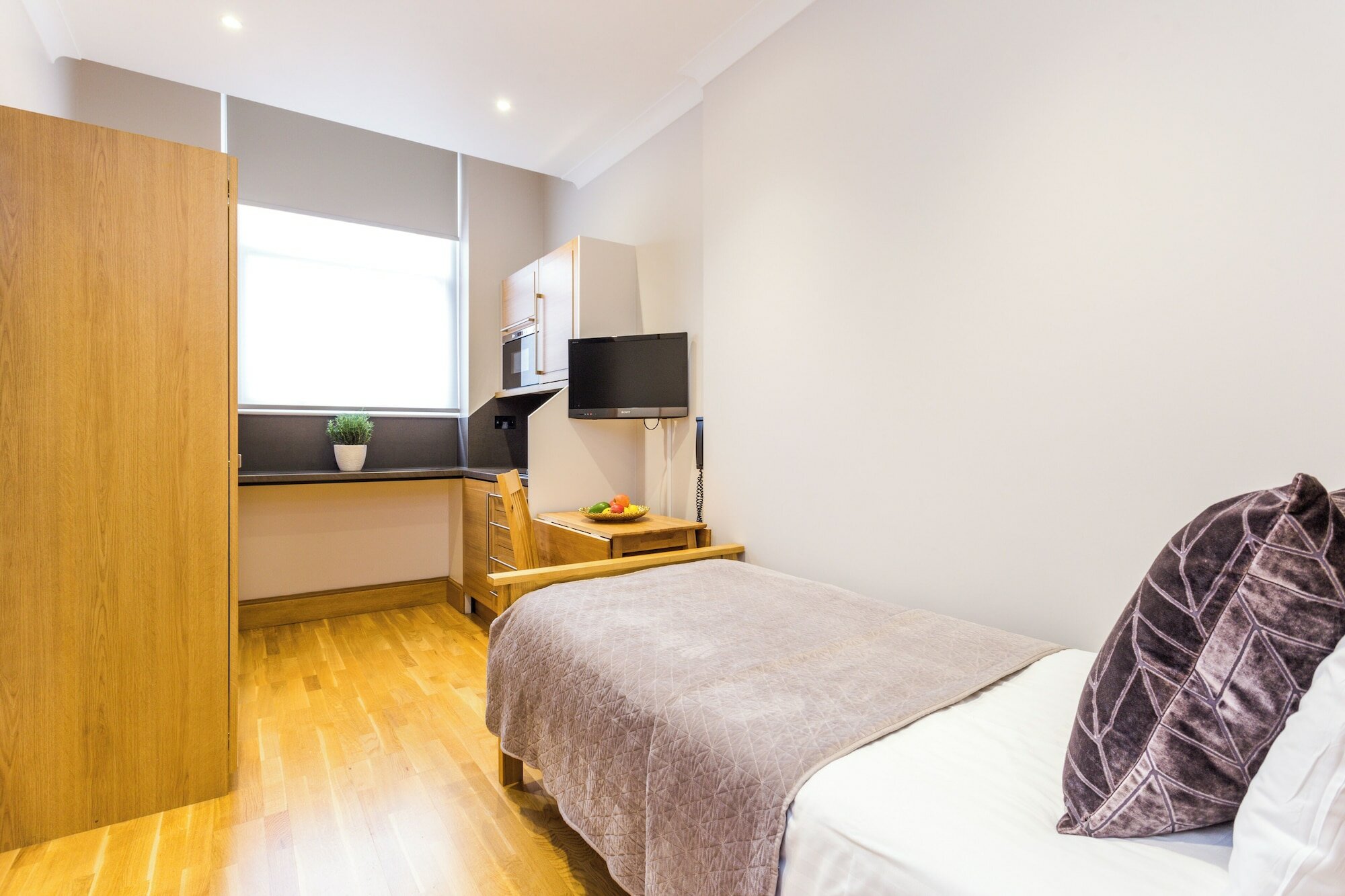 Фото Guilford Street Apartments