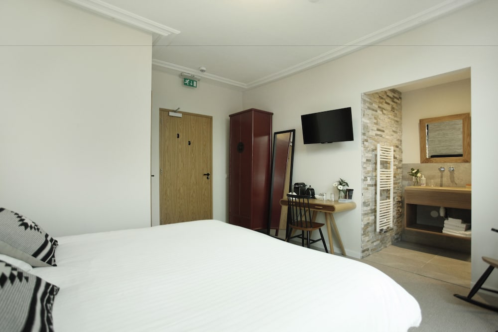 Фото La Paulowna Boutique Hotel