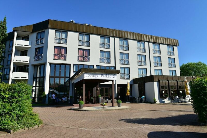 Гостиница Lobinger Hotel Parkhotel