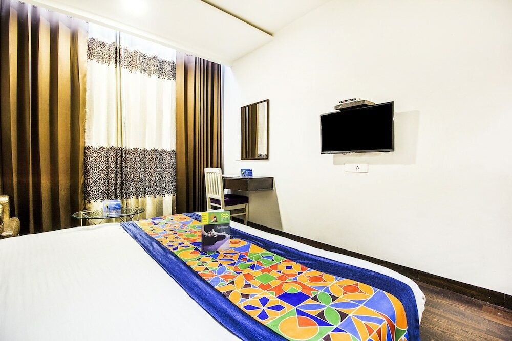 Фото FabHotel Orbion Mall Road