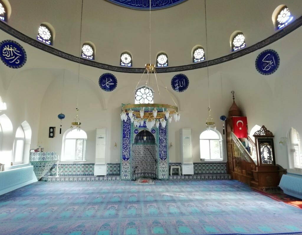 Mosque Mulayim Mosque, Tavsanli, photo