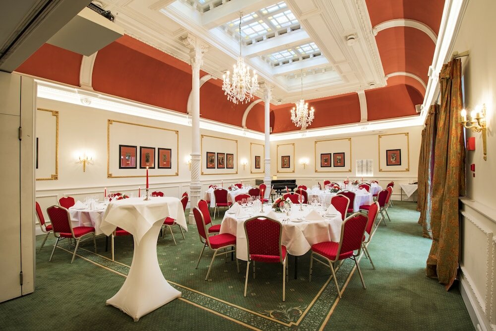 Фото Palais Esplanade Hamburg